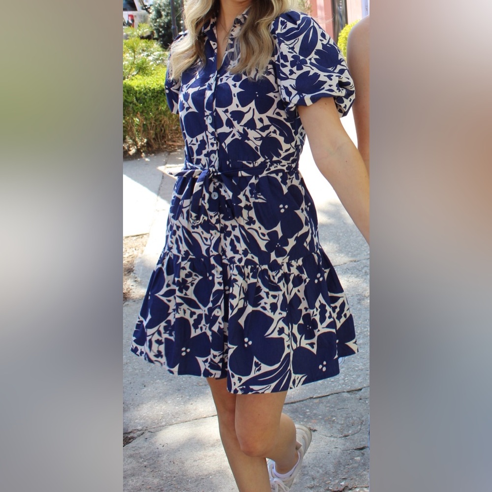 Floral Navy and Cream Sundress Jessica Simpson Flowy Tie-waist Bubble Sleeve